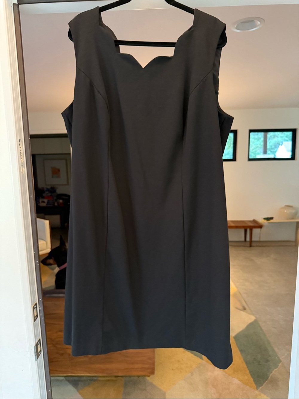 Talbots Black Scalloped V-Neck Sheath Dress Plus Size 22WP Petites Lined Stretch